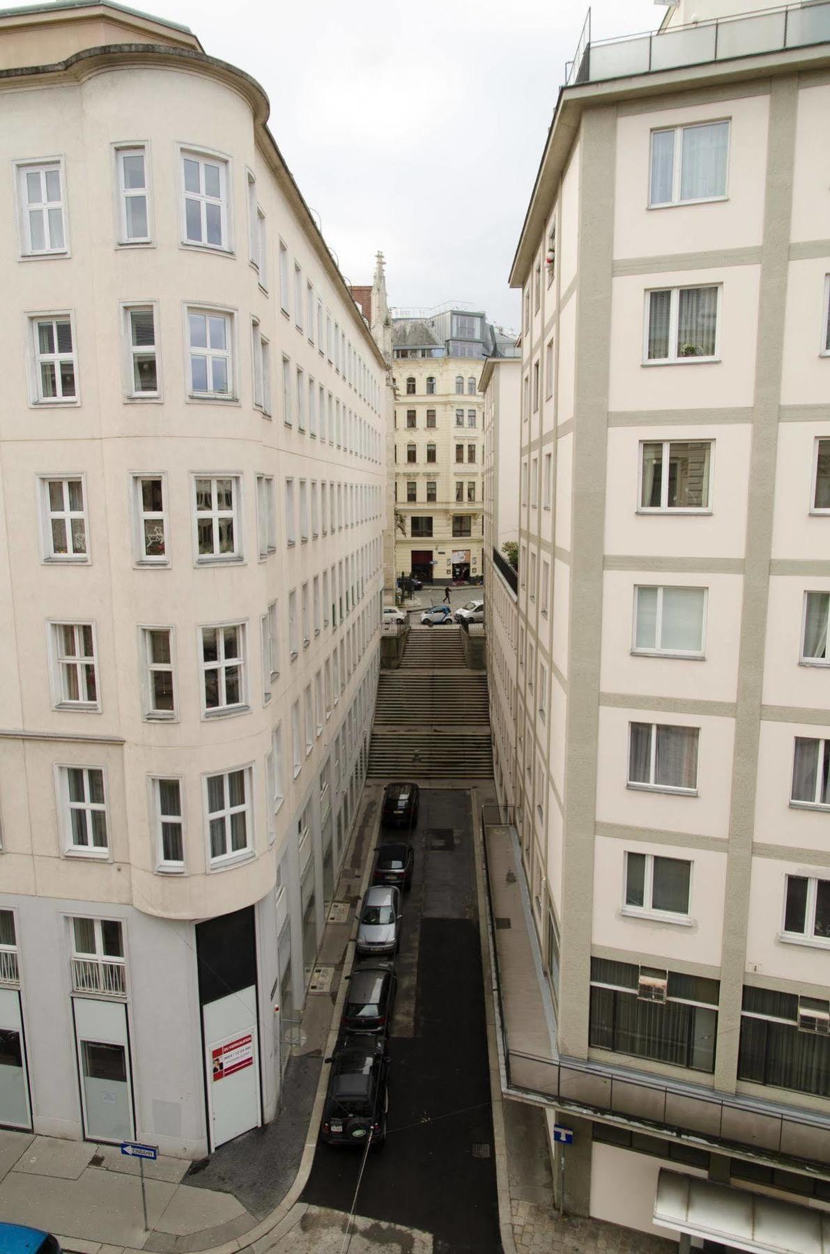 Schweizer Pension Solderer Vienna Exterior photo