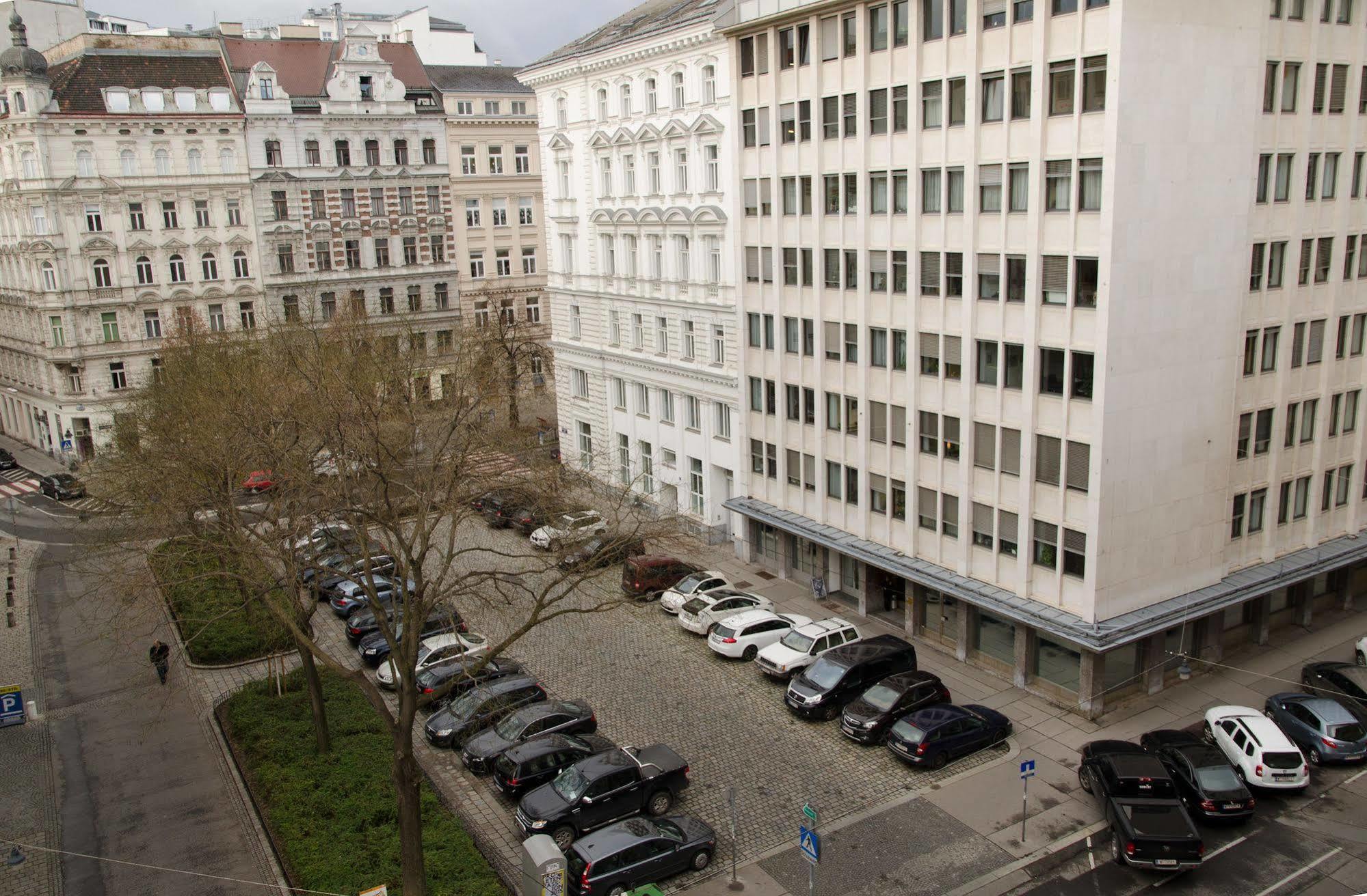 Schweizer Pension Solderer Vienna Exterior photo